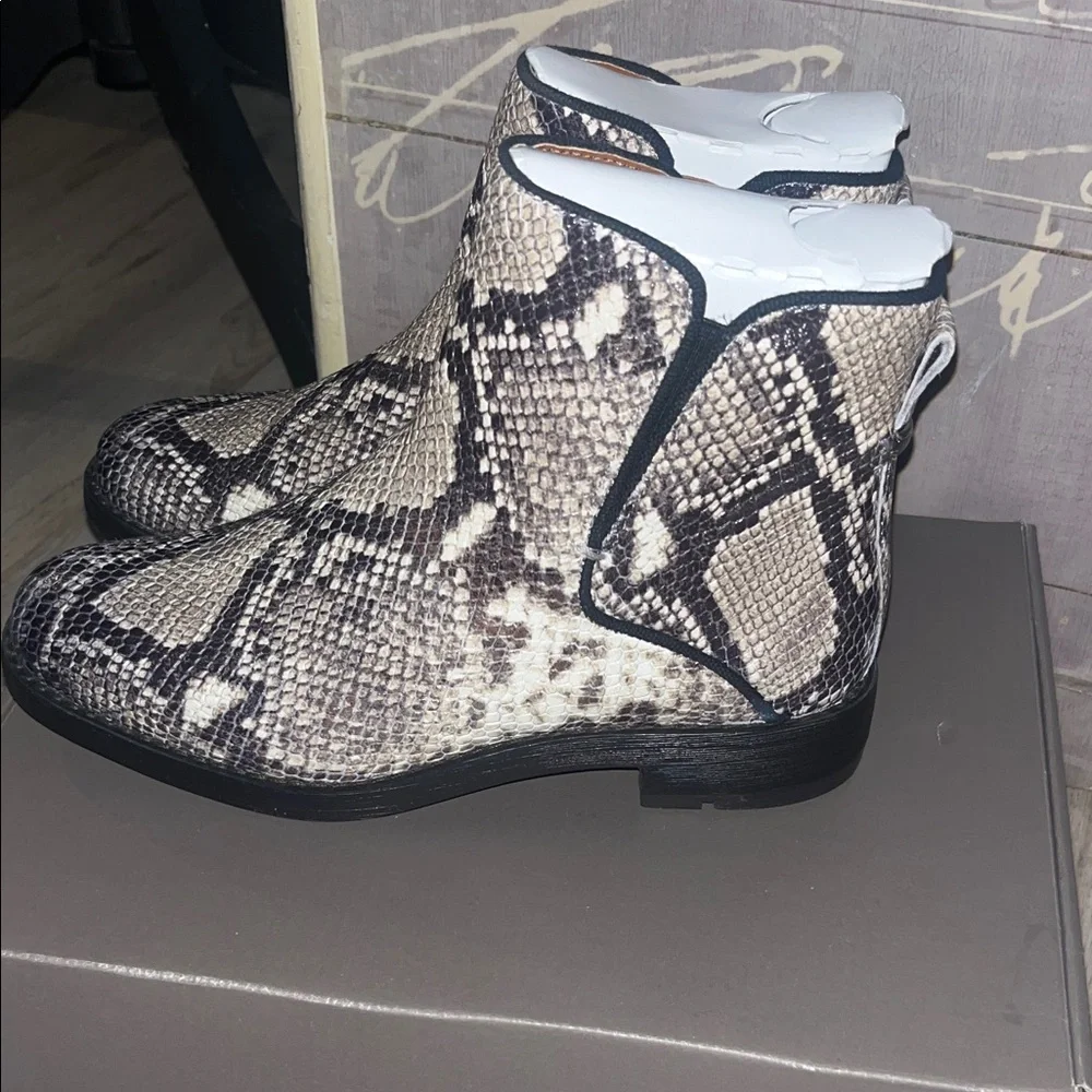 Franco Sarto Snake Print Ankle Booties - Picture 4 of 6